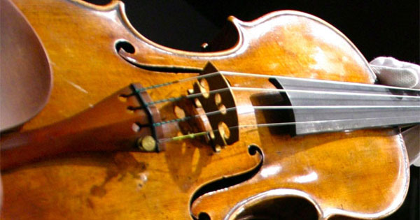 To Save the Sound of a Stradivarius, a Whole City Must Keep Quiet