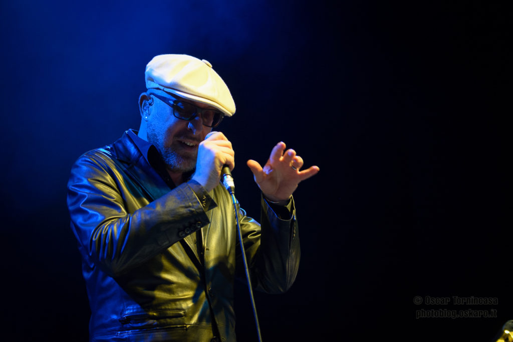 LIVE REVIEW + PHOTOS: MARIO BIONDI AT SHEPHERD’S BUSH EMPIRE